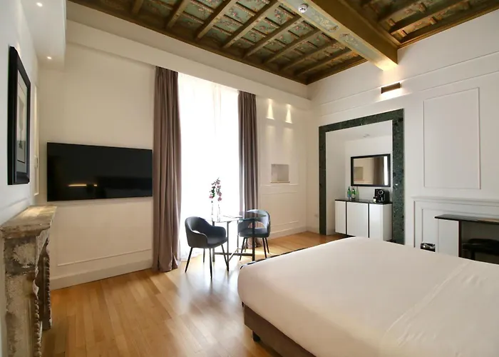 Palazzo Goldoni Condotti Collection Roma